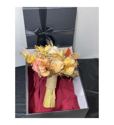  Zeynn Okaliptuslu Krem Gelin Buketi 