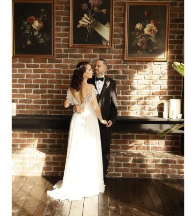 Fırfır Sırt Detaylı İpek Şifon Helen Gelinlik 