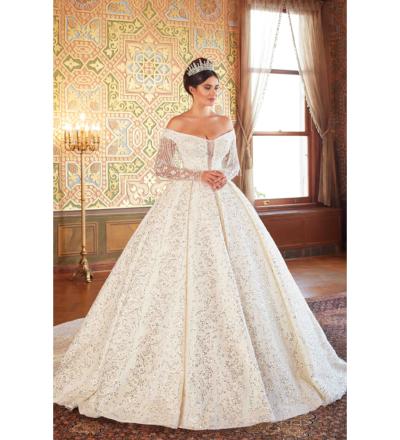 Havuz Yaka Sarkaç Detaylı Uzun Kol Prenses Gelinlik