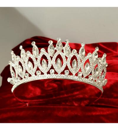 Kristal Taşlı Şık ve Zarif Gelin Tacı