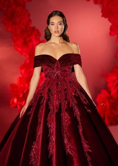 Kadife İşlemeli Yan kol Detaylı Nişanlık Kınalık Abiye Modeli Model 042