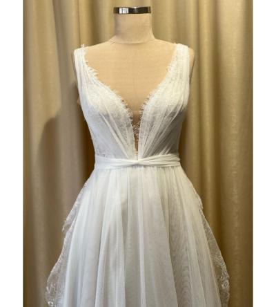 V Yaka Helen Gelinlik