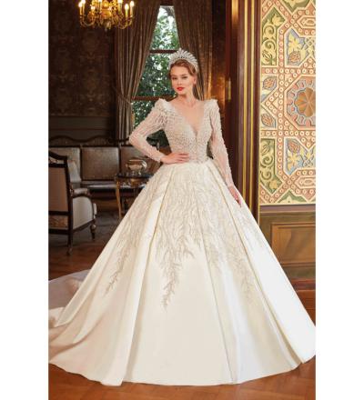 Vatkalı Kol Detaylı Prenses Gelinlik