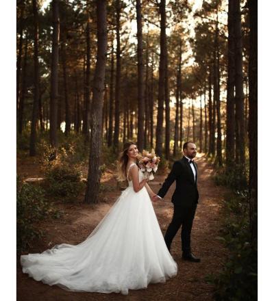 Zarif Dantel Dizaynlı A Kesim Gelinlik